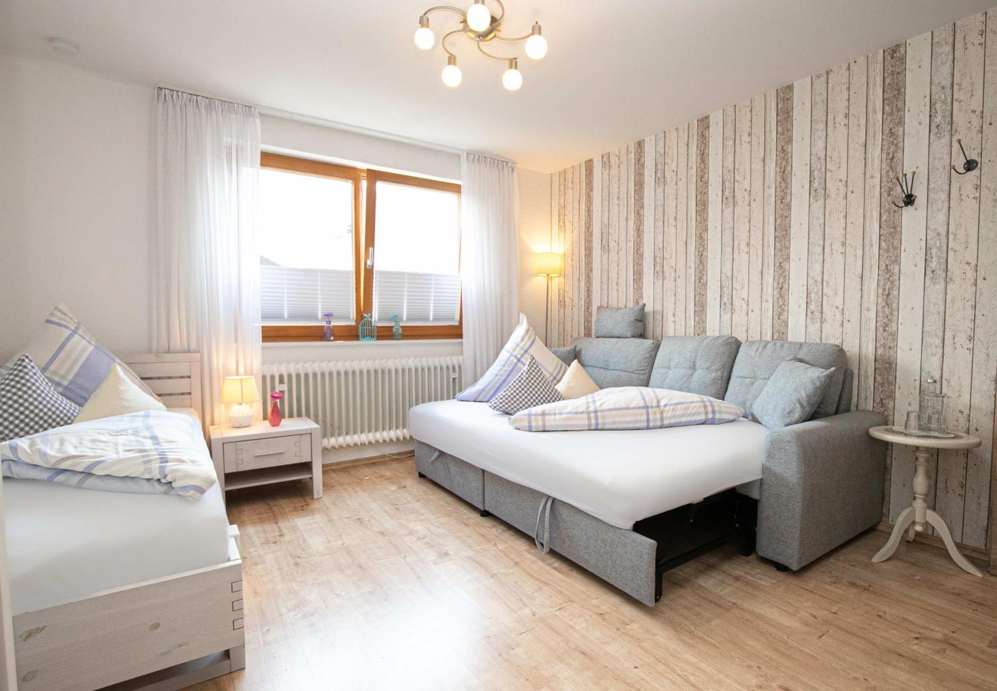 Hotel Restaurant Amadeus - Inclusive Skipass Und Vieles Mehr Bad Hindelang Buitenkant foto